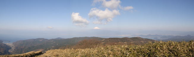 達磨山より